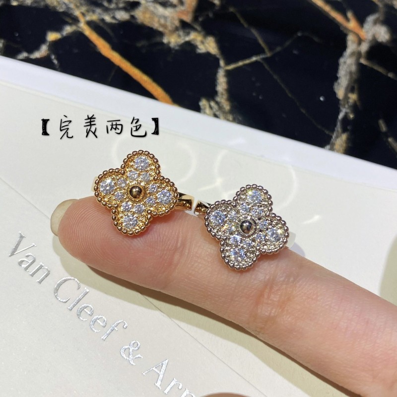 VCA Ring