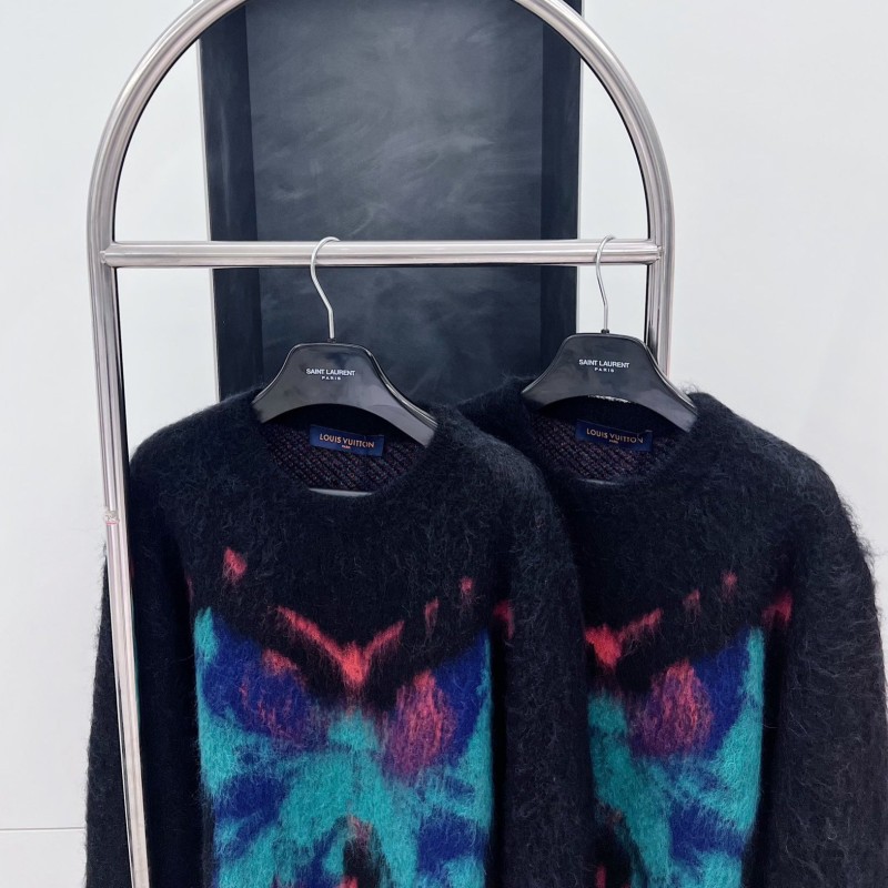 LV Tee