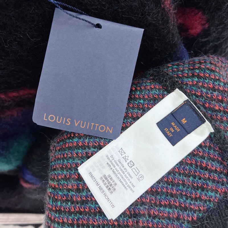 LV Tee