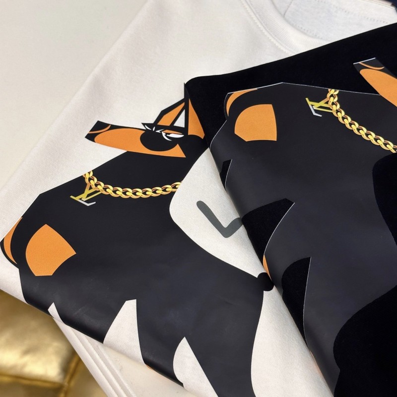 LV Tee