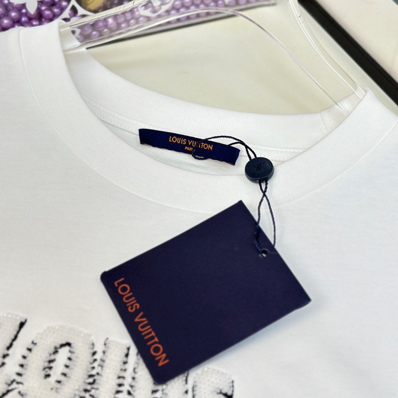 LV Tee