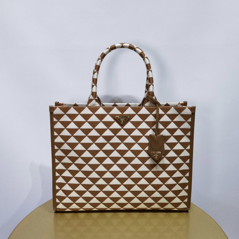 Prada 刺绣织物Tote