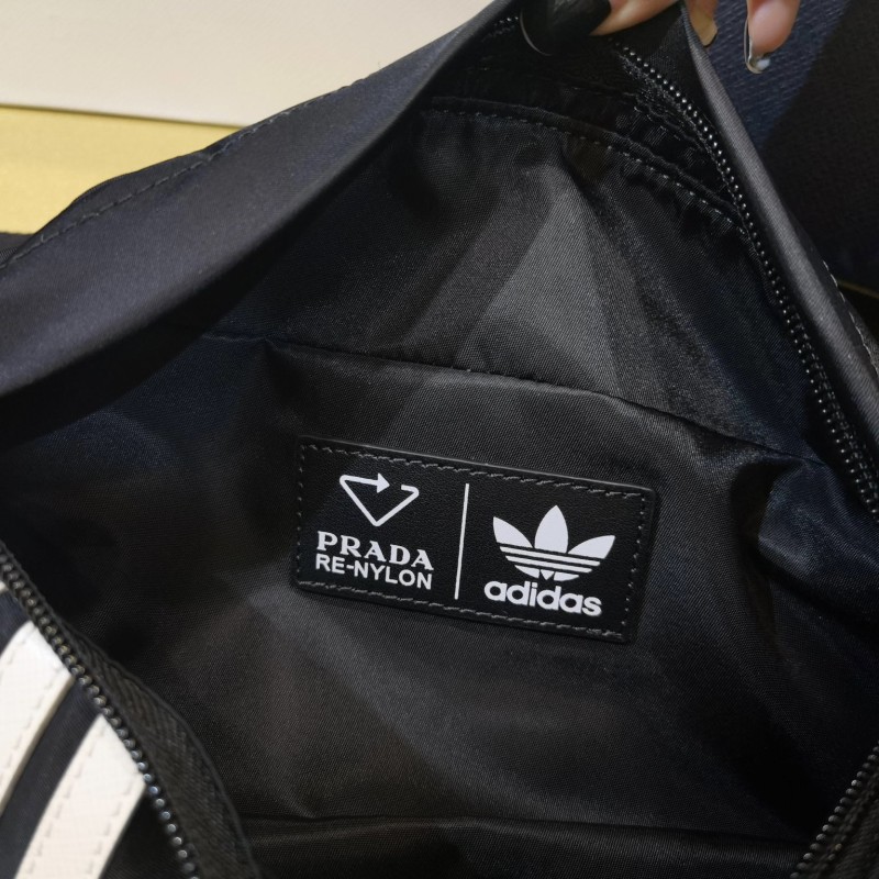Prada X Adidas 腰包 / 胸包