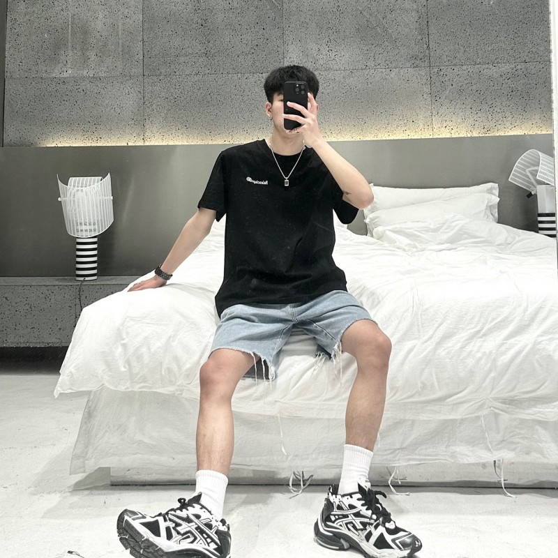 Balenciaga Unisex Tee
