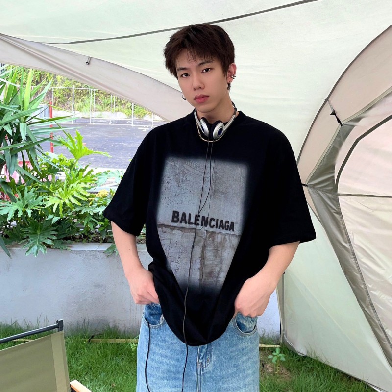 Balenciaga Unisex Tee