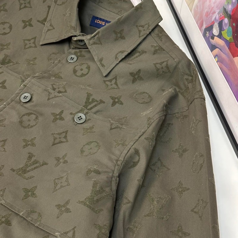 LV Tee