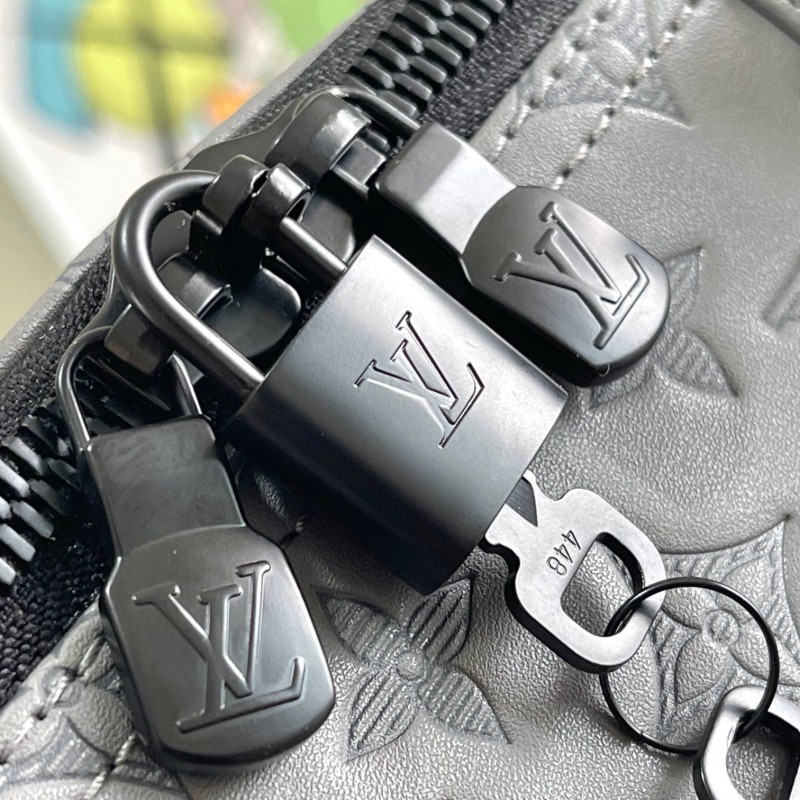 Lv Keepall 50