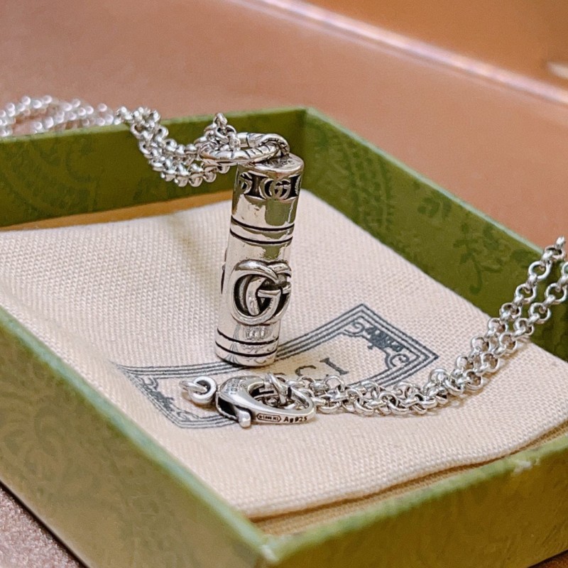 Gucci Necklace (Unisex)
