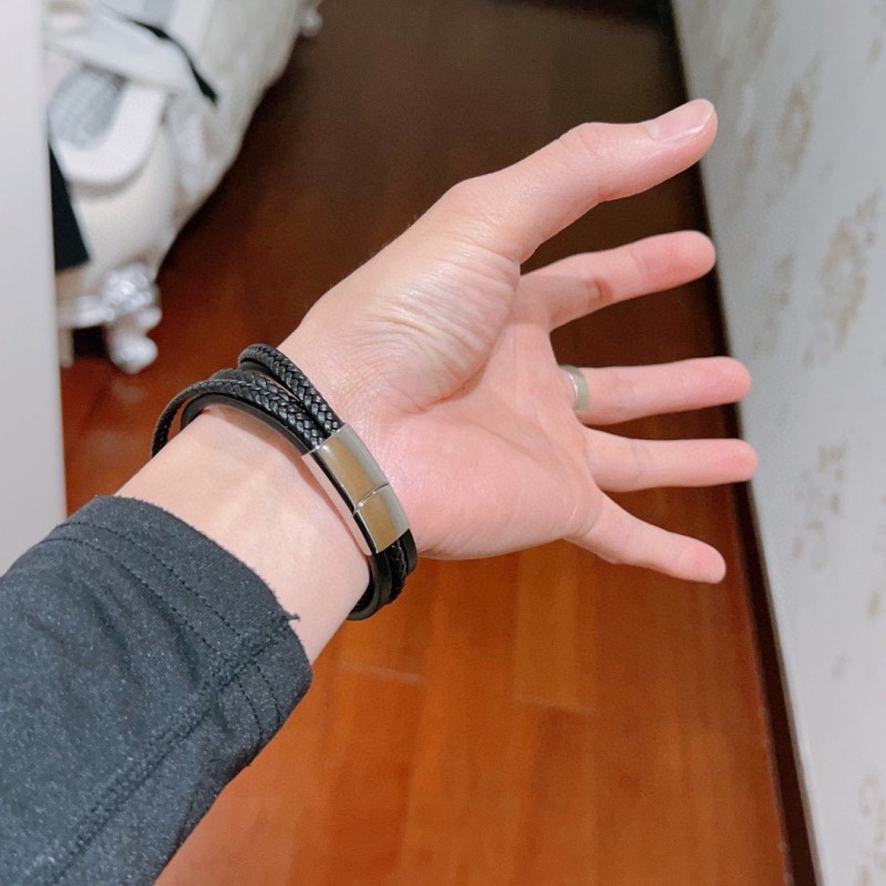 Gucci Bracelet (Unisex)