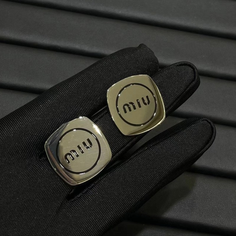 MiuMiu Earring
