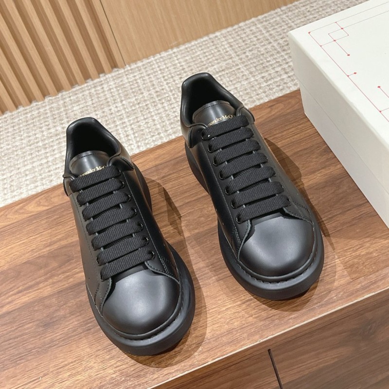 McQueen Unisex Sneaker