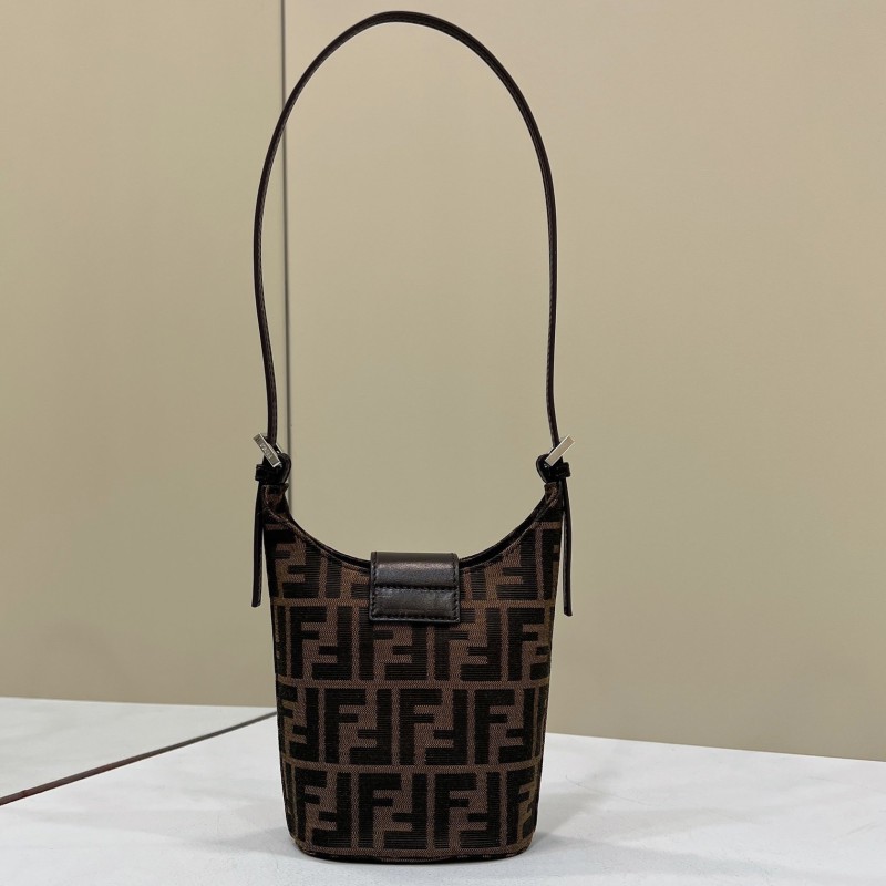 Fendi 薯条包