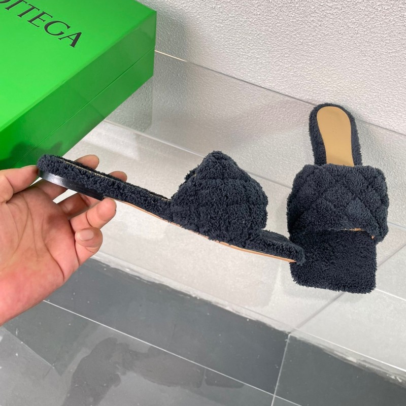 Bottega Veneta Flat