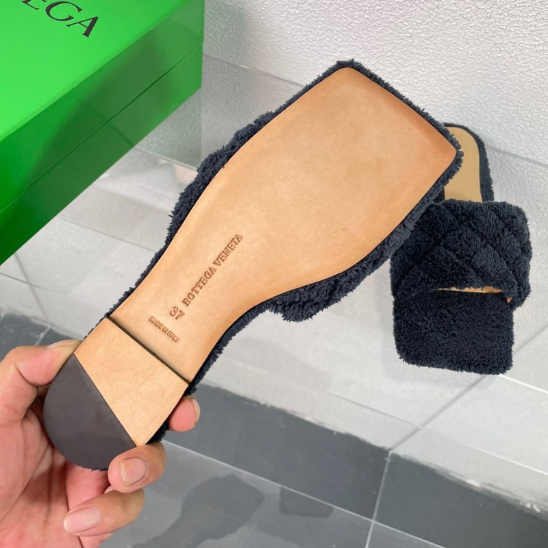 Bottega Veneta Flat