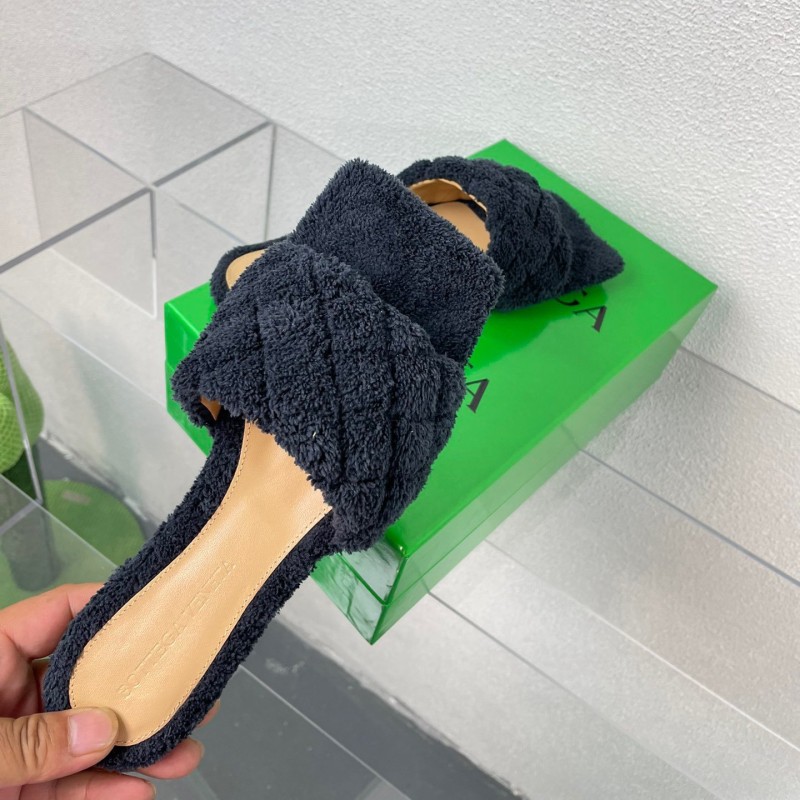 Bottega Veneta Flat