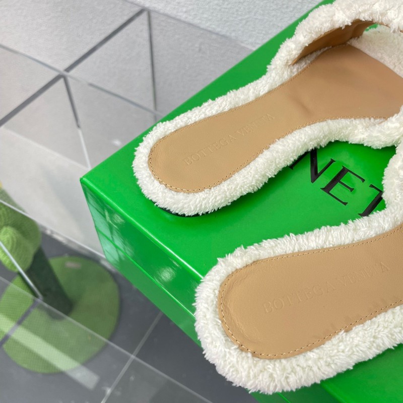 Bottega Veneta Flat