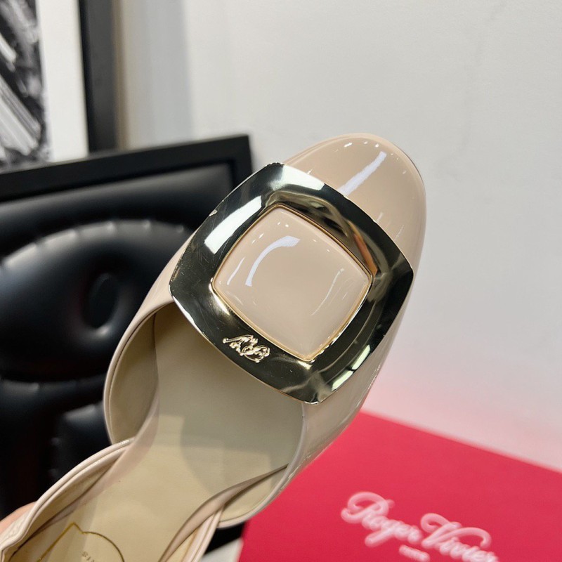 Roger Vivier Flat