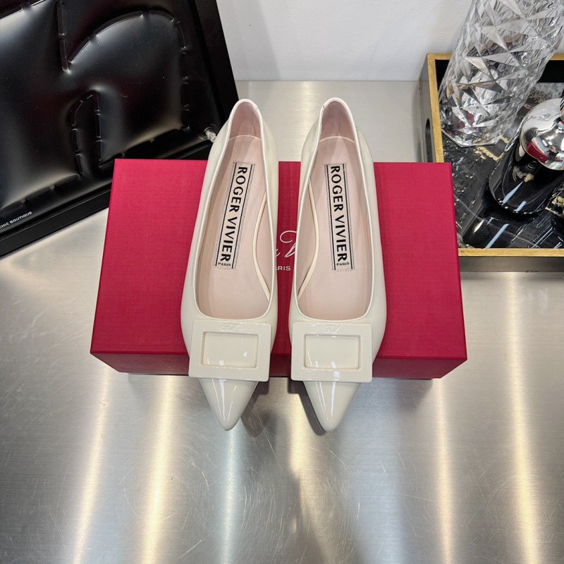 Roger Vivier Flat