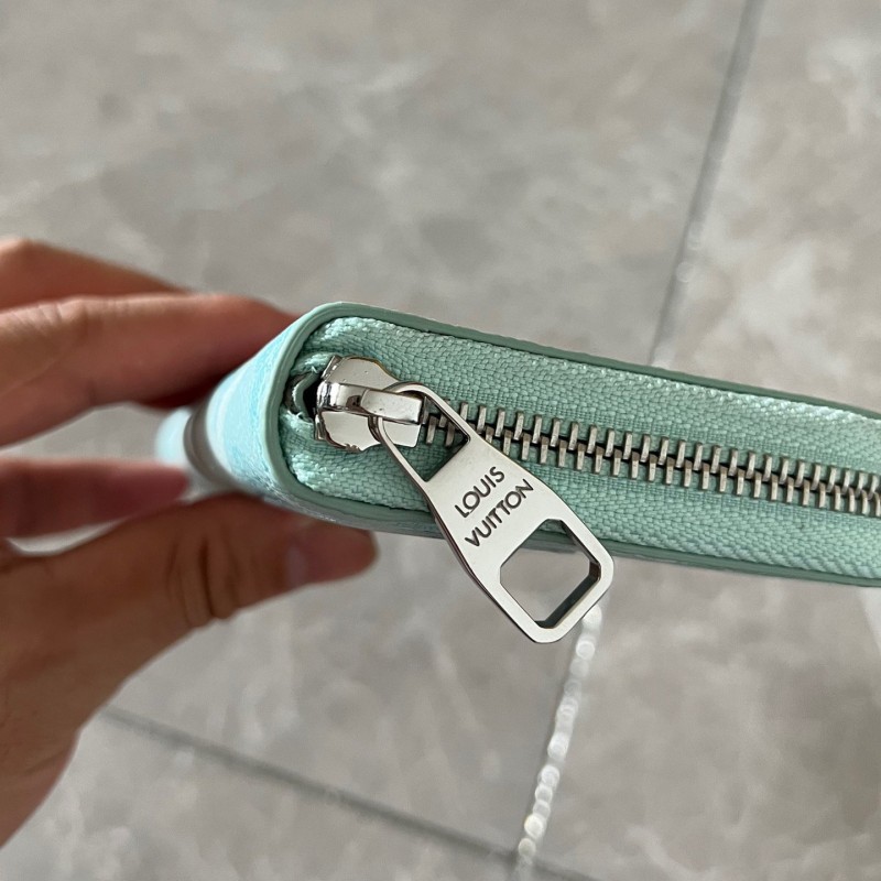 Lv Long Wallet