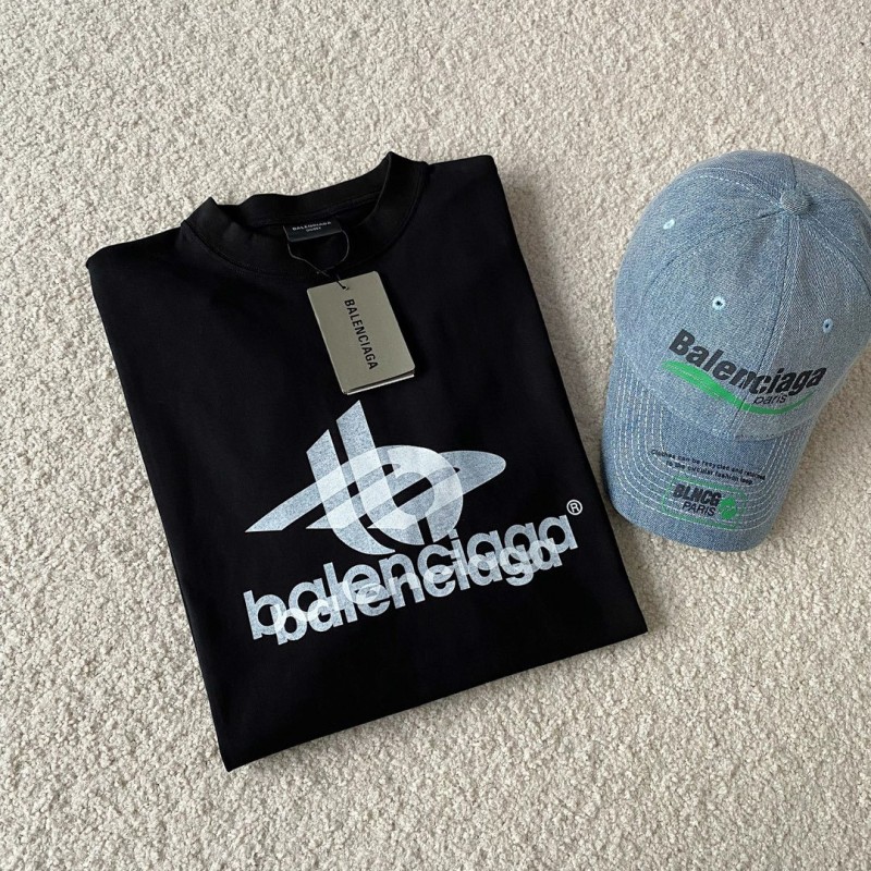 Balenciaga Unisex Tee