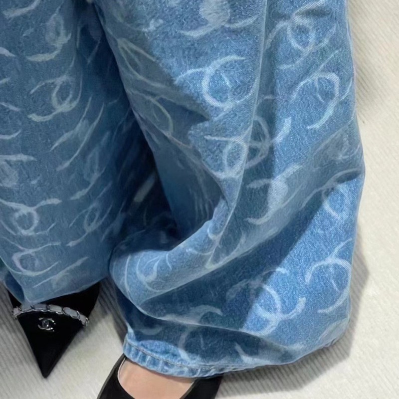 Chanel Jeans