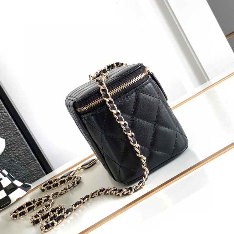 Chanel 盒子包