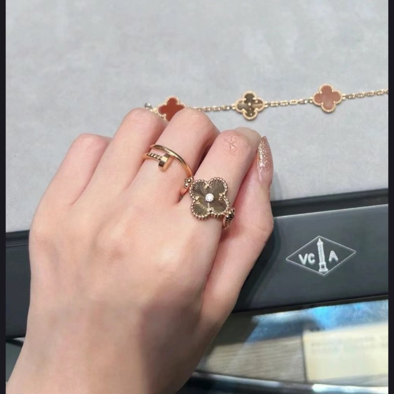 VCA Ring