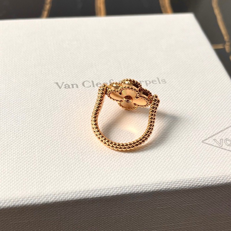 VCA Ring