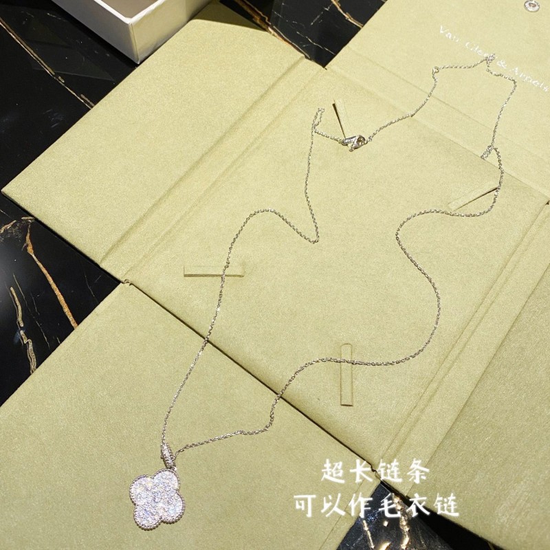 VCA Necklace 