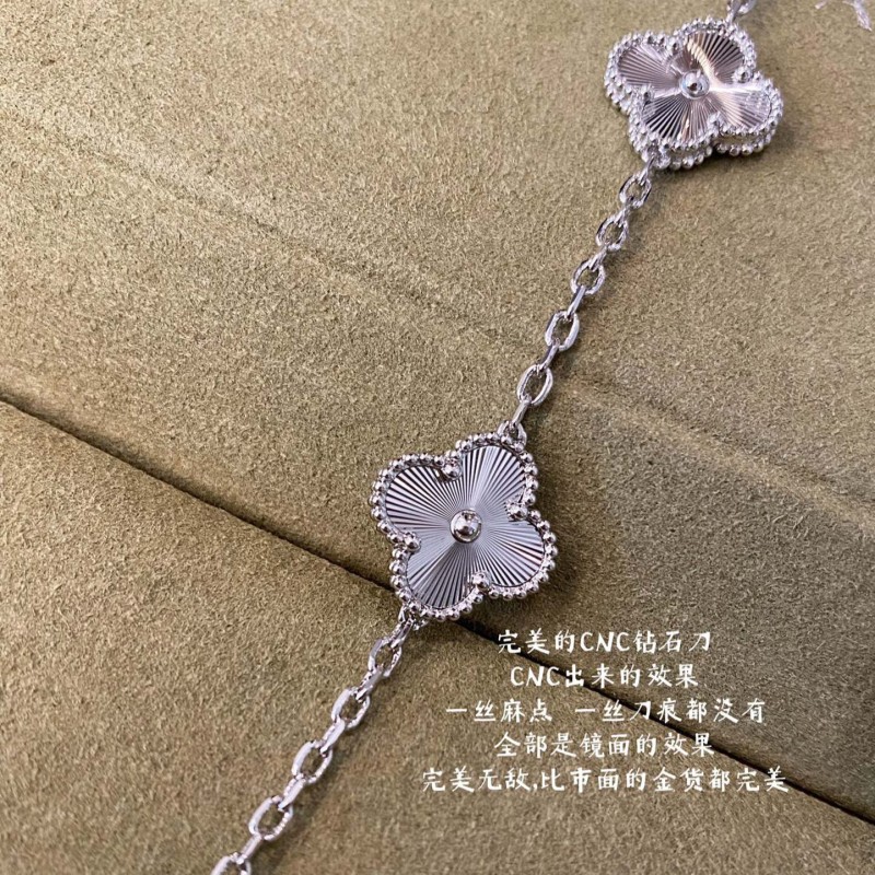 VCA Necklace 