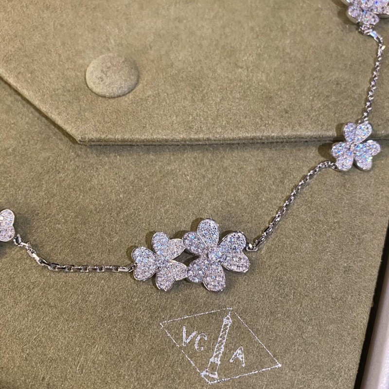 VCA Necklace 