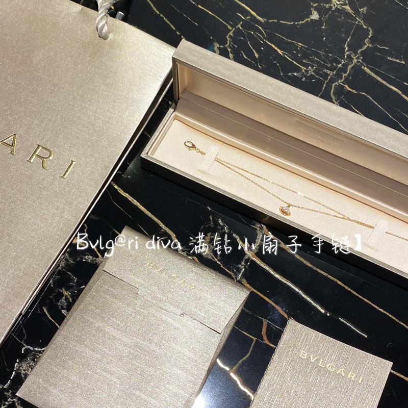 LV Bracelet 