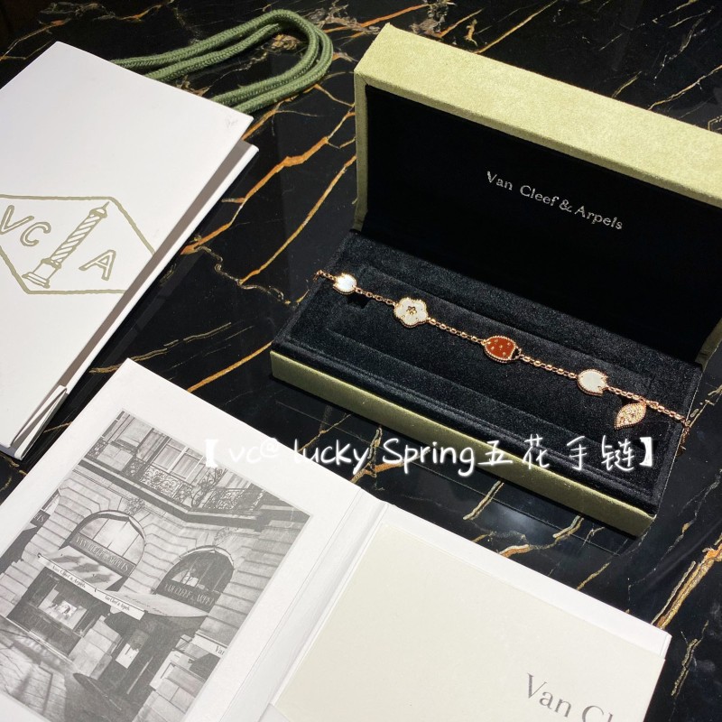 VCA Bracelet