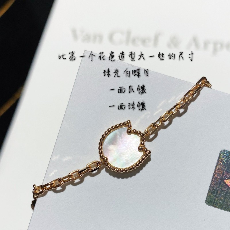 VCA Bracelet