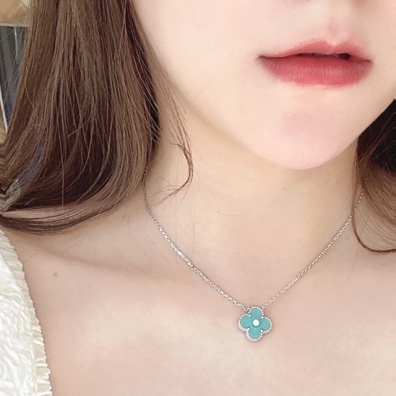 VCA Necklace