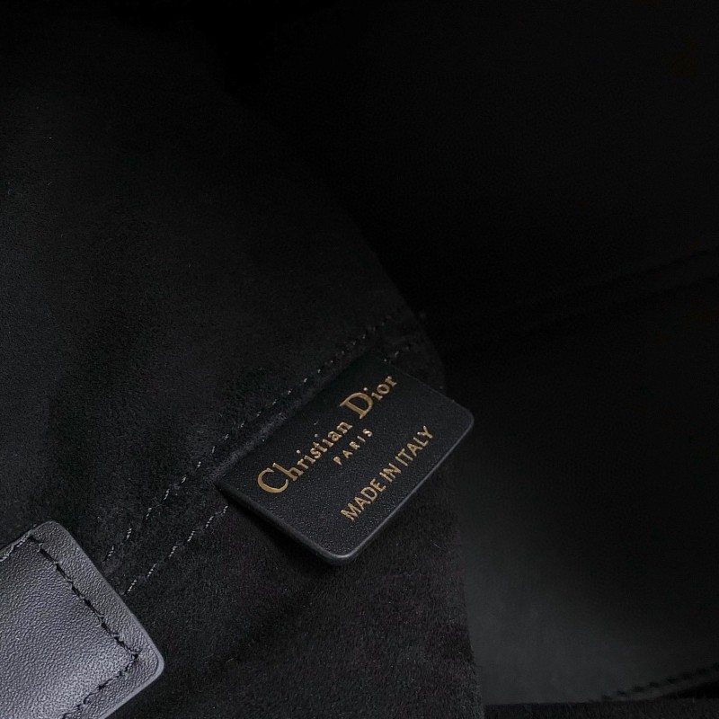 Dior Toujours