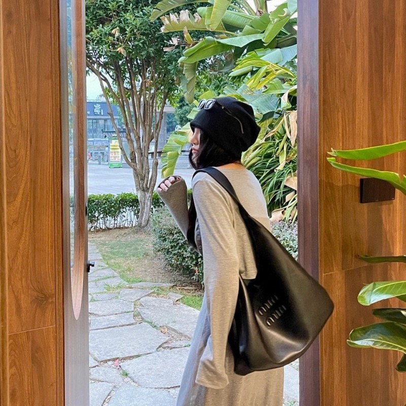 MiuMiu Hobo
