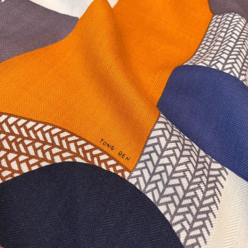 Hermes Shawl