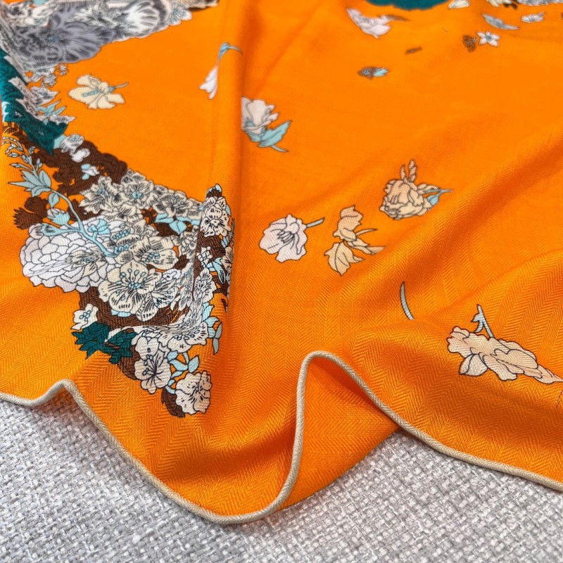 Hermes Shawl