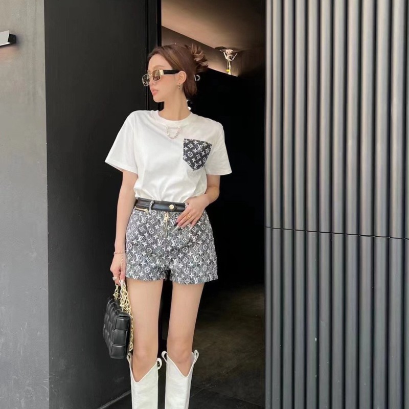 LV Tee