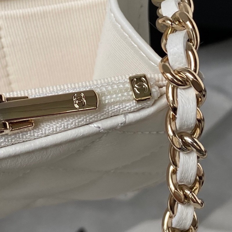 Chanel 手机包