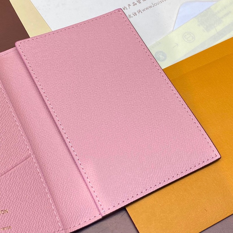 LV Passport Holder (2023 X'mas Edition)