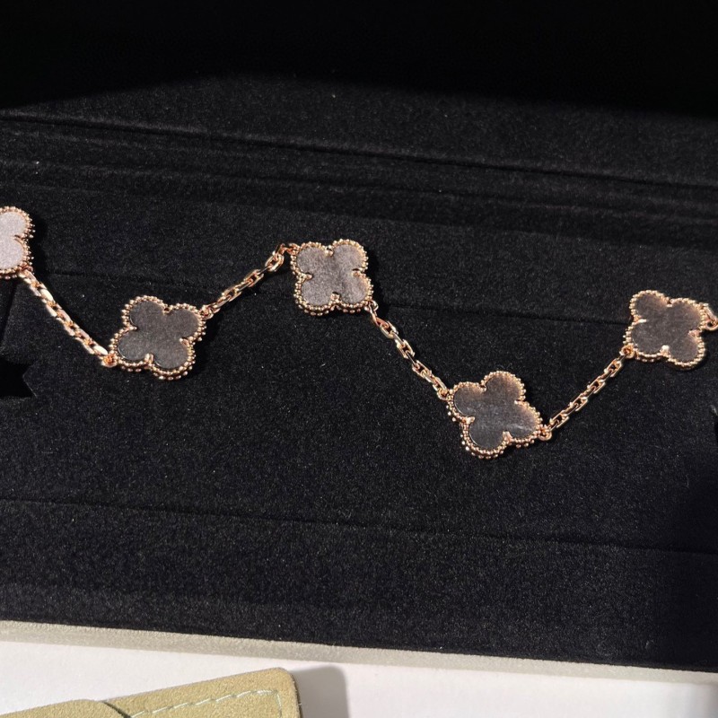 VCA Bracelet