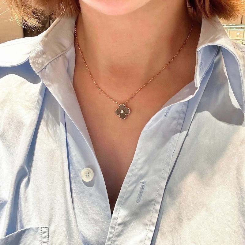 VCA Necklace