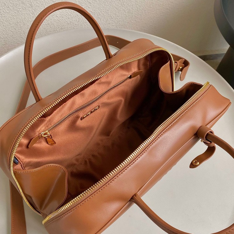 MiuMiu 公文包