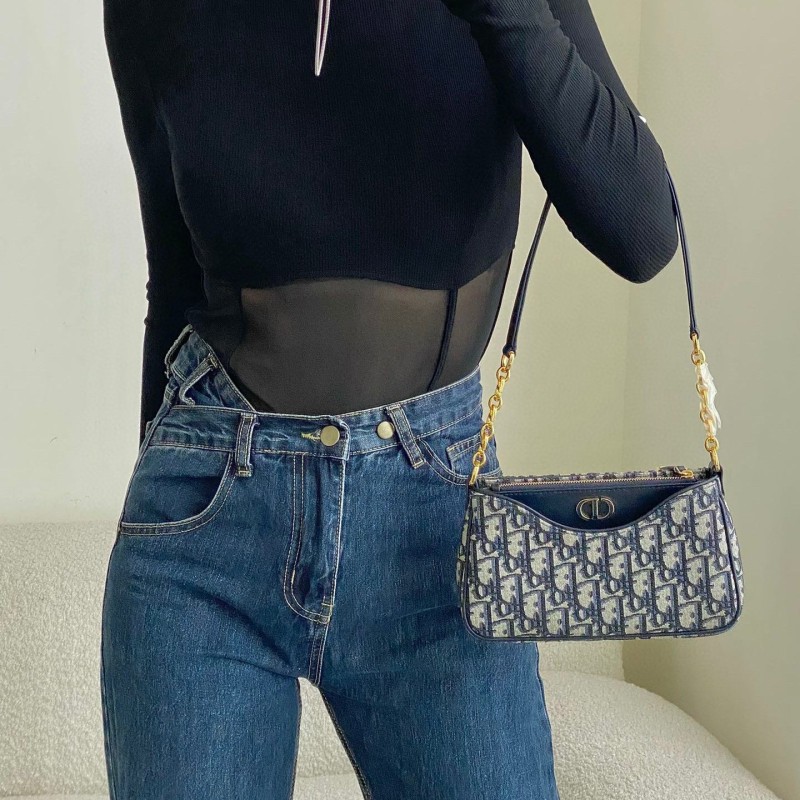 Dior Hobo Avenue