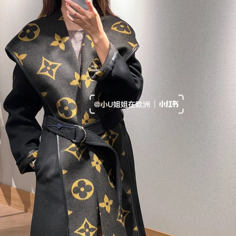 LV Coat