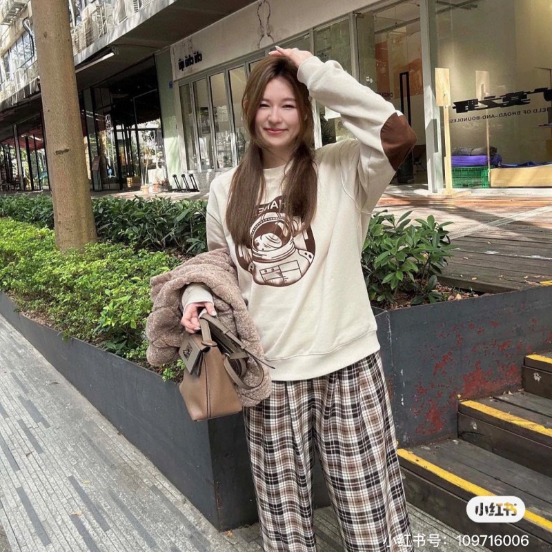 Chanel Unisex Sweater