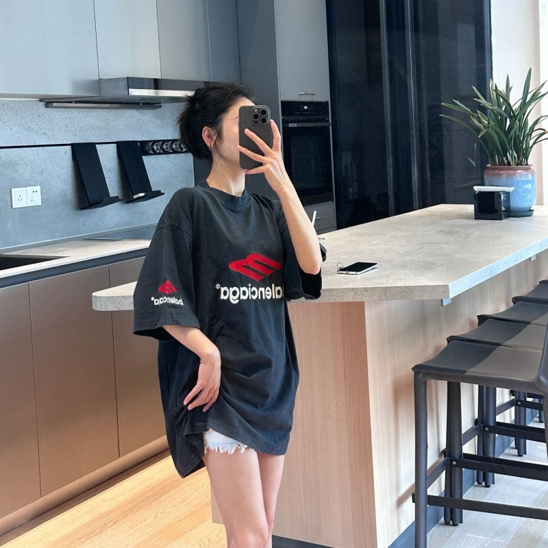 Balenciaga Unisex Tee