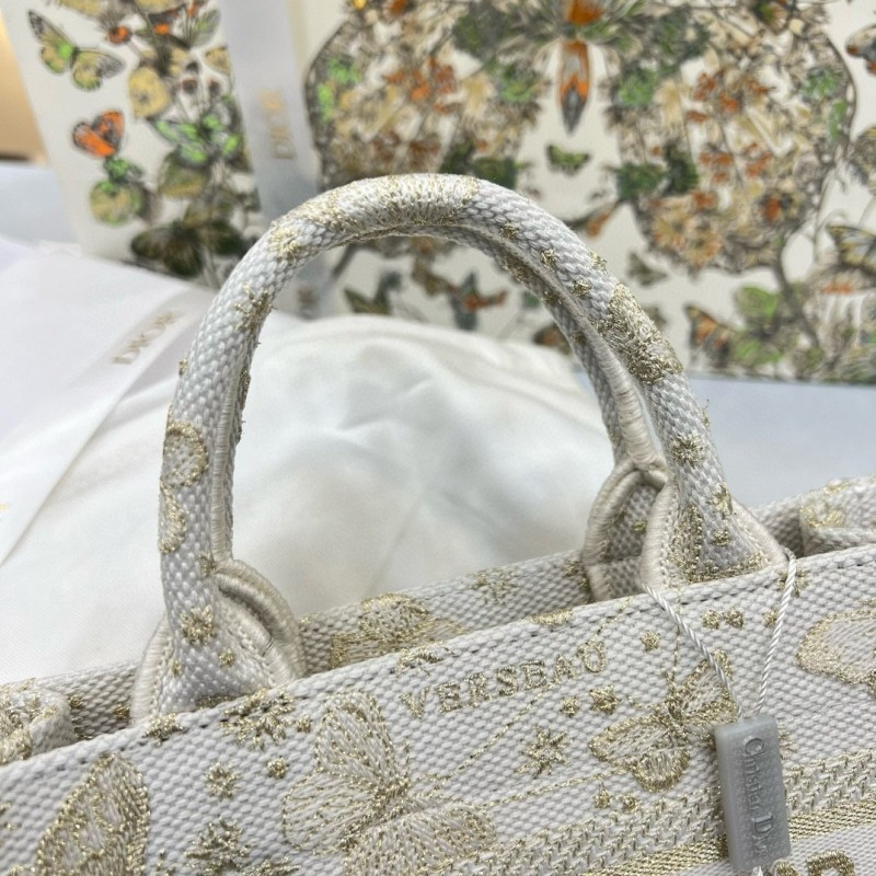 Dior Book Tote Mini  (X’mas Edition)